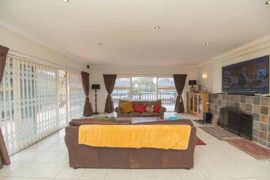 4 Bedroom Property for Sale in Humewood Eastern Cape